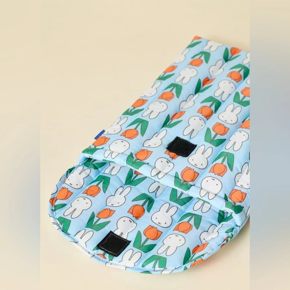 BAGGU Puffy 16" Retro Recycled Laptop Sleeve NWT - Tulip Miffy - UO Exclusive - Picture 3 of 6